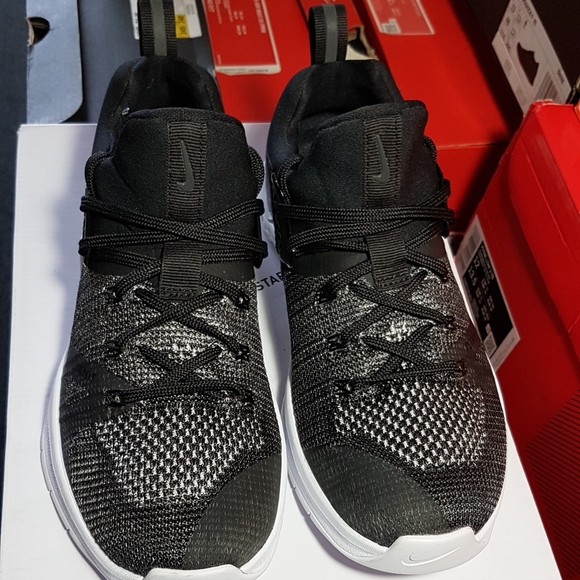 NIKE METCON FLYKNIT 3 WOMEN'S US SZ6.5 BRAND NEW BUT NO BOX DUE IT'S DAMAGED - Picture 4 of 10